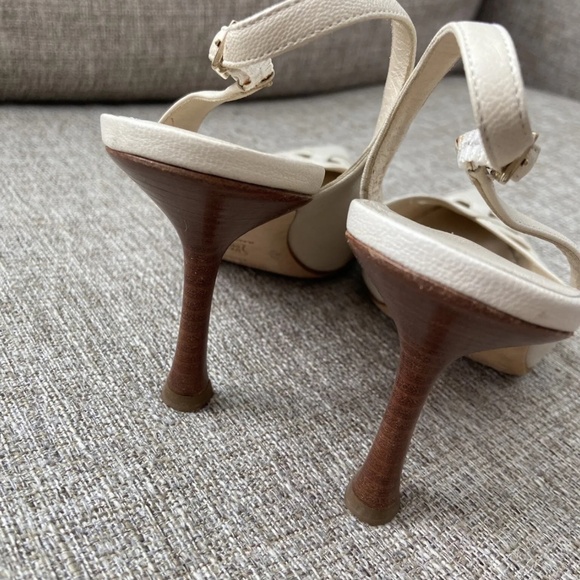 JIMMY CHOO Grainy Goat Leather Ecru Heels EU 38 US 7 Slingback Pointed Toe Ivory - Picture 7 of 7